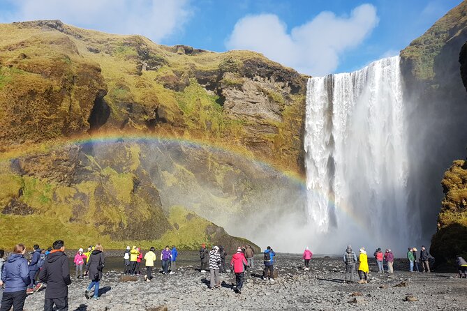 2-Day Highlights of Iceland | Land of Ice & Fire-Small Group Tour - Day two: geothermal heat, a red crater, and the Golden Circle