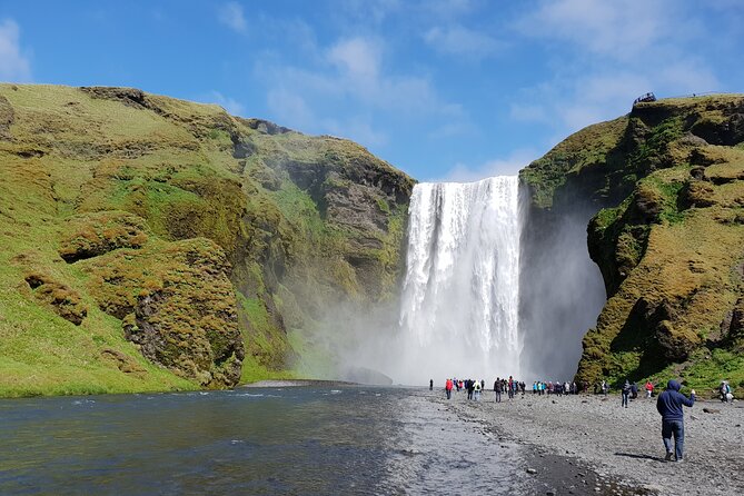 2-Day South Coast w/Glacier Hike & Jokulsarlon - Small Group Tour - Hofskirkja, Jökulsárlón, and Diamond Beach