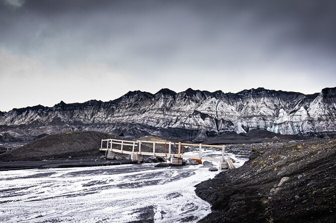 3 Hours Katla Ice Cave Tour/Meet in Vík - The approach to Kötlujökull