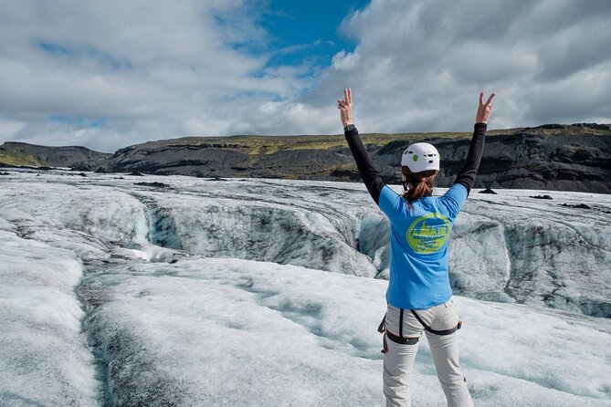 4 Day Northern Lights Adventure - Ice Caves & 4x4 Super Jeeps - Midgard Base Camp: practical comfort in the countryside