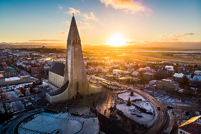 4-hour Private Reykjavik City Tour - Sun Voyager and Hofdi House by the water