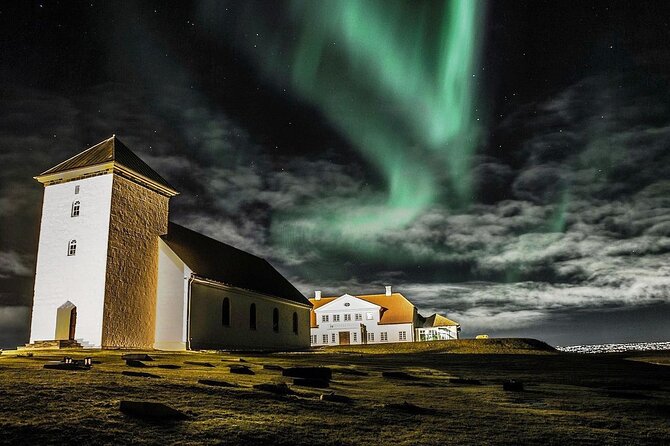 4 Hours Northern Lights Private Luxury Tour - Leaving Reykjavik for the Reykjanes Peninsula