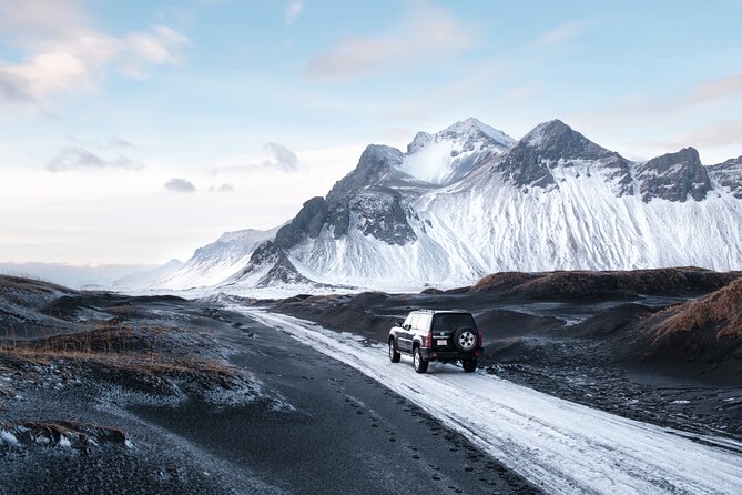 6-day Ultimate Iceland Tour: Photography and Northern Lights - Day One: Reykjanes Volcanoes, Cliffs, and Geothermal Color