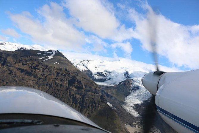Airplane Flight over Vatnajökull Volcanic Eruption Sites - Meeting the pilot at Skaftafell Airport