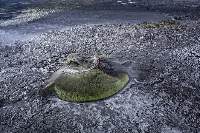 Airplane Sightseeing flight over Laki craters and highland - Starting at Skaftafell Terminal