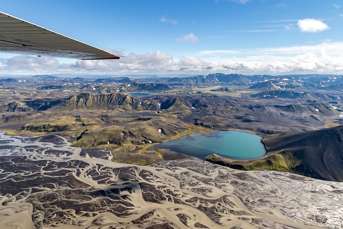 Airplane tour over black sands and riverbeds from Skaftafell - Weather, frozen runways, and the need for flexibility