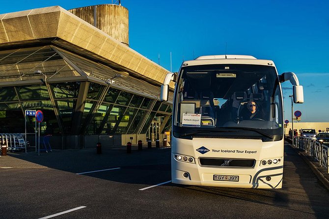 Airport Express Shared Departure Transfer from Reykjavik Hotels to Keflavik Airport - A 45-minute ride toward Keflavik