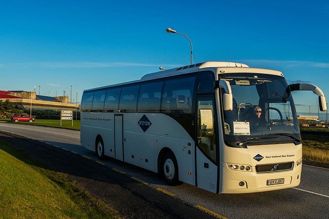 Airport Express Shared Departure Transfer from Reykjavik Hotels to Keflavik Airport - Where the service can go wrong