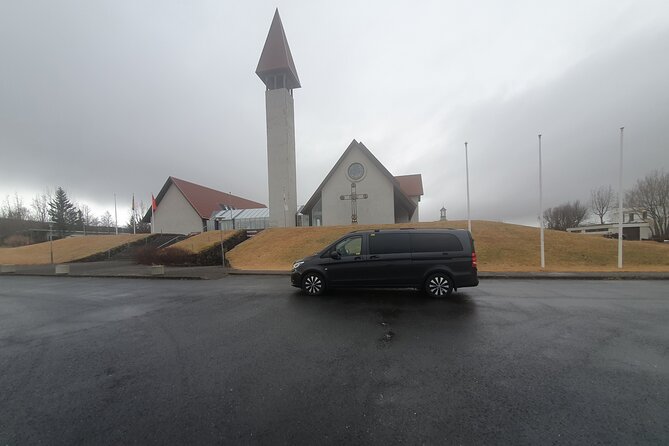 Airport Transfer - What the Mercedes service adds