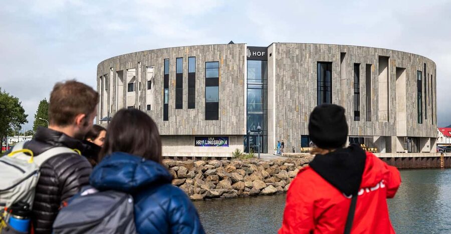 Akureyri: City Walk with Local Food - FAQ