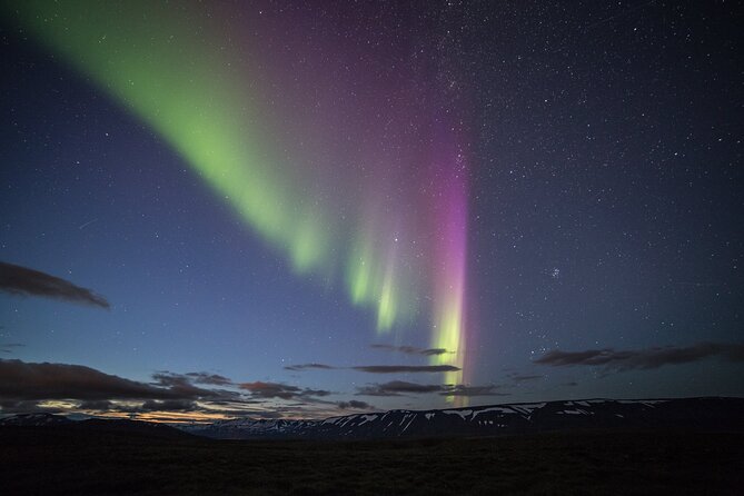Akureyri Northern Light Tour - Leaving Akureyri after dark
