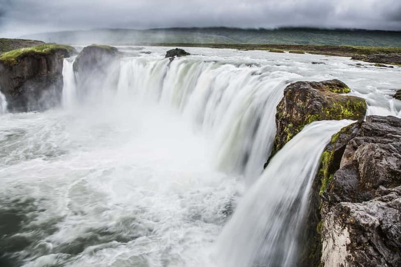 Akureyri Port: Lake Mývatn & Goðafoss Guided Tour with Lunch - Weather, timing, and what to pack