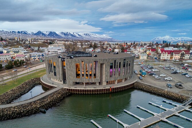 Akureyri - Private Airport Transfer - Arrival and departure planning