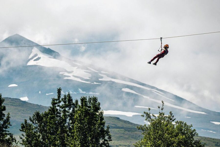 Akureyri: Zipline Tour - Reaching the Base From Town or the Cruise Port