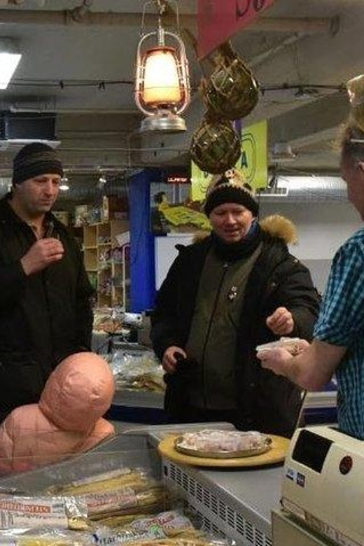 Authentic Reykjavik Food Tour with Flea Market Delights - The final 45-minute stop and flea market flavor