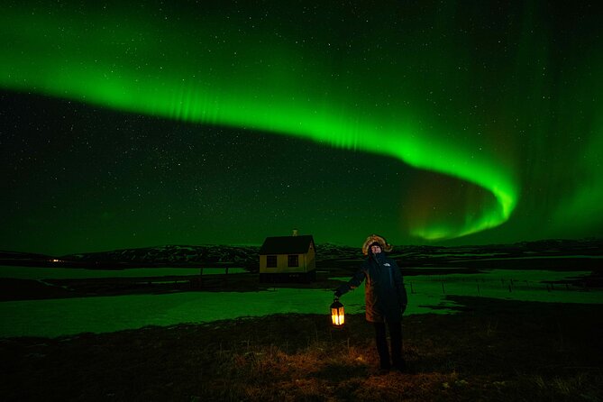 Award Winning Private Northern Lights Tour with All Inclusive - The value of $1,380 for a private group