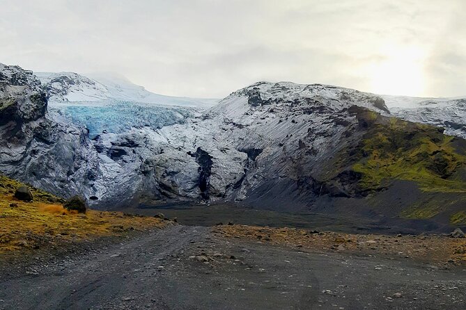 Beautiful Þórsmörk, The Valley of Thor Private - Básar shows Þórsmörk at a gentler pace