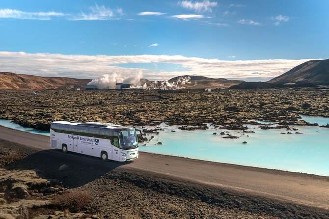 Blue Lagoon Return Bus Transfer from Reykjavik - Making the most of your time in the water