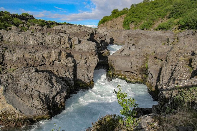 Borgarfjörður - Barnafoss and the story of the broken arch