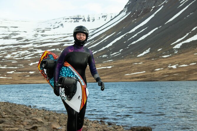 Choose your lake ride that wake - Wakeboarding on an alpine lake