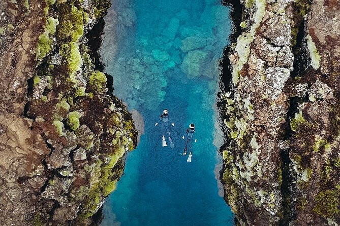 Cold & Hot: Adventure Spa Tour Combo: Silfra & Sky Lagoon Self-Drive - Getting ready for the dry suit