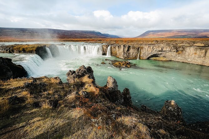 Cruise Tour Godafoss and Myvatn Lake and Baths Small Group - Riding Along Eyjafjörður to Goðafoss