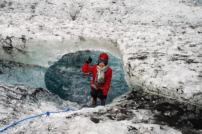 Crystal Blue Ice Cave Adventure - What the guide adds to the glacier visit