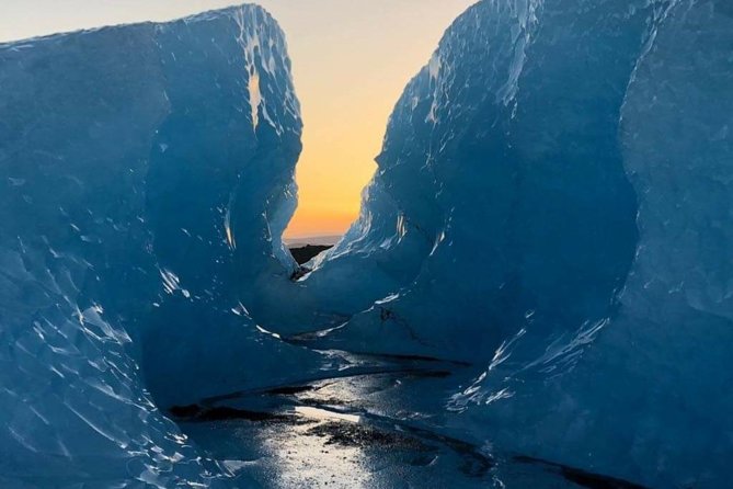 Crystal Blue Ice Cave Adventure - Riding the Jeep toward Vatnajökull