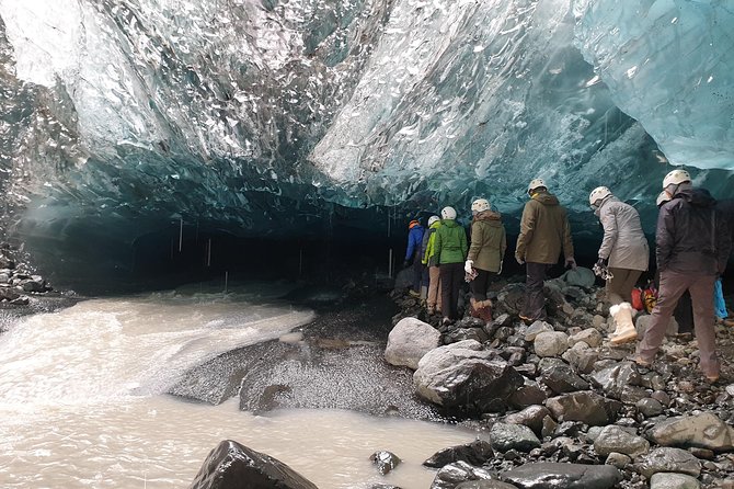 Crystal Ice Cave Adventure - What makes the guide important