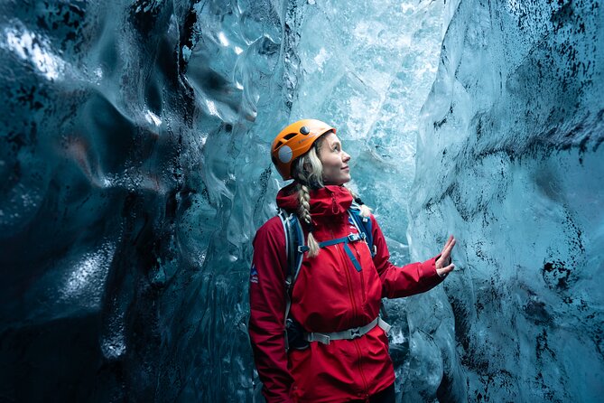 Crystal Ice Cave & Super Jeep Tour from Jökulsárlón - Meeting at Jökulsárlón and finding the right vehicle