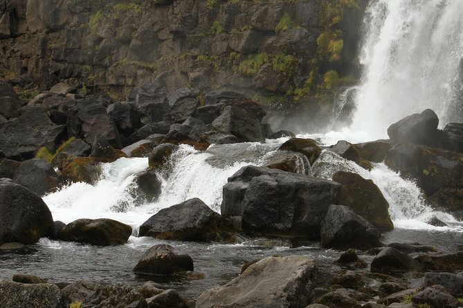 Day Trip to the Golden Circle and Blue Lagoon from Reykjavik - Gullfoss: a waterfall worth weatherproofing for