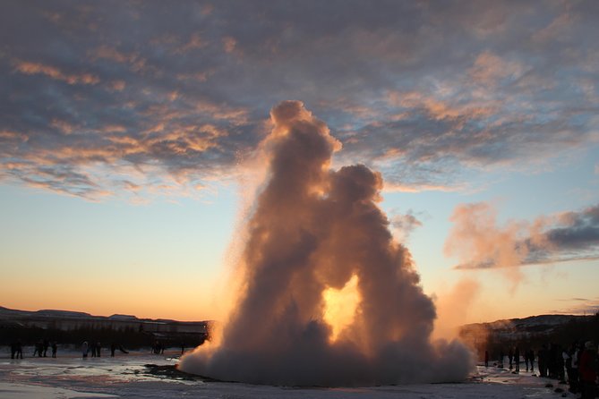 Day Trip to the Golden Circle and Hot spring Geyser by 4WD Jeep from Reykjavik - Gullfoss and the force of the Hvítá River