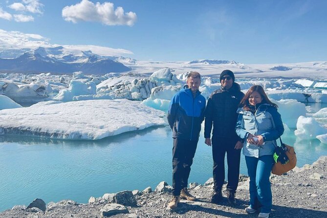 Diamond Beach & Jökulsárlón Floating Glacier Guided Day Tour - The private vehicle makes the long day easier