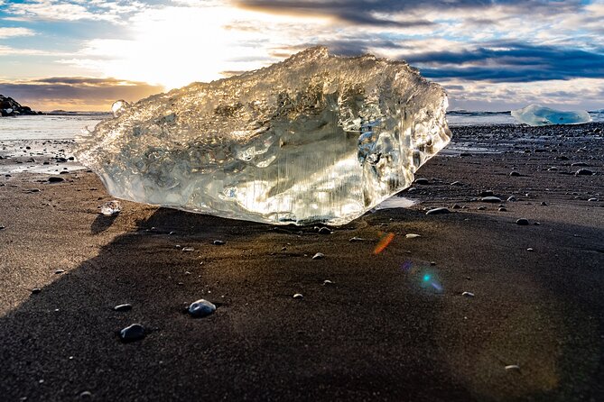 Diamond Beach & Jökulsárlón Floating Glacier Guided Day Tour - What the $2,087.60 group price really buys