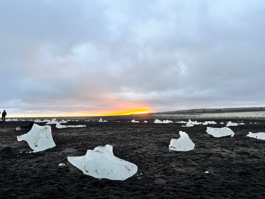 Diamond Beach & Jökulsárlón Glacier Exclusive Day Tour - Simple ways to prepare