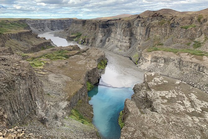 Diamond Circle Day Tour from Akureyri - Selfoss adds shape and contrast