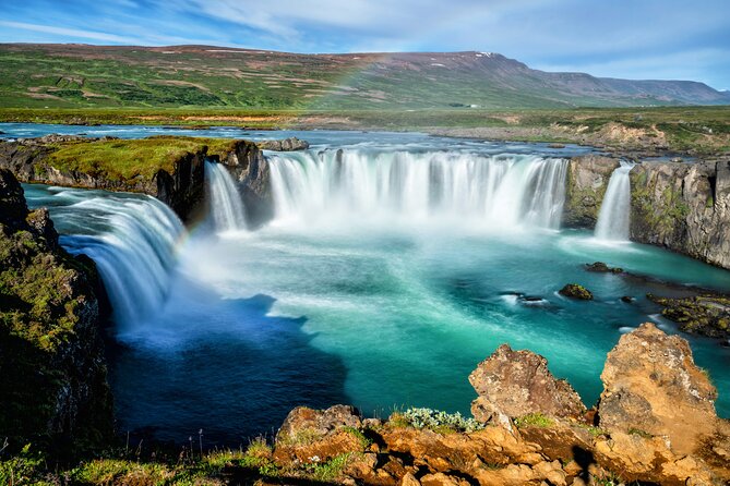 Diamond Circle Myvatn Waterfalls, and Husavik from Akureyri Tour - Ásbyrgi: a horseshoe canyon with a quieter mood