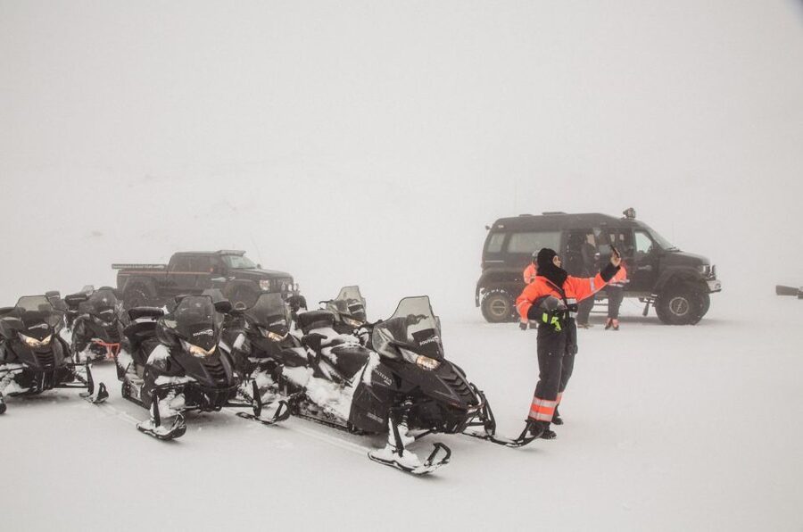 Eyjafjallajökull Volcano and Glacier Jeep Tour - The Super Jeep climb toward the glacier