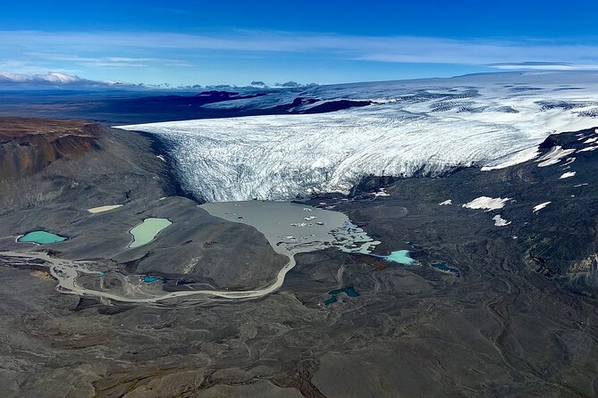 Fire and Ice Helicopter Tour: Glacier and Hengill Geothermal Area - Entering the Hengill geothermal area