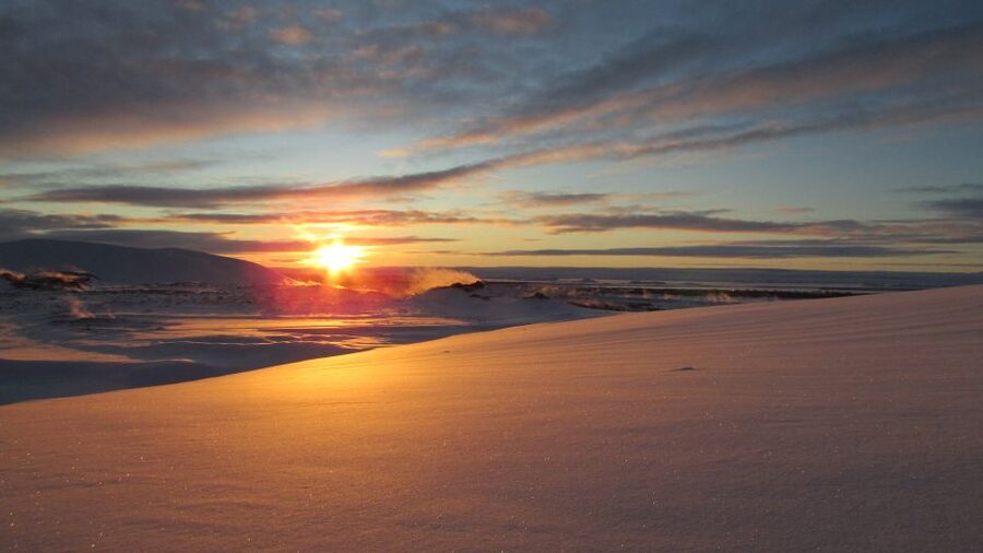 From Akureyri: Godafoss and Lake Myvatn - Dimmuborgir: the most rewarding walk on the route