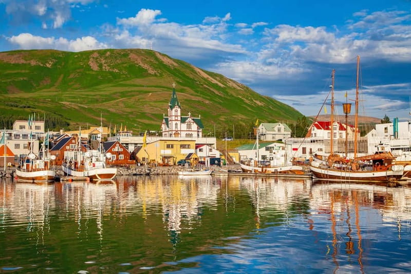 From Akureyri Port: Diamond Circle Guided Day Trip w/ Lunch - Lunch, bus time, and the real pace of the day