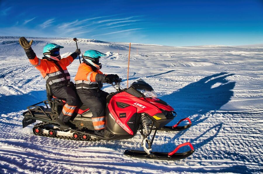 From Geysir: Snowmobile Adventure on Langjökull Glacier - Weather, clothing, and comfort tips