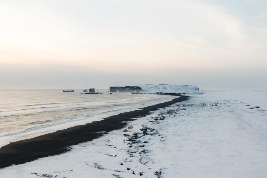 From Reykjavík: 2-Day South Coast Adventure - Lunch in Vík and the overnight stay