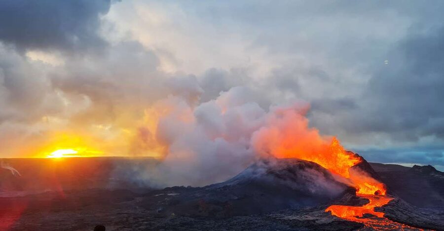 From Reykjavík: Fagradalsfjall Volcano Hike with Geologist - Leaving Reykjavík for the Reykjanes Peninsula