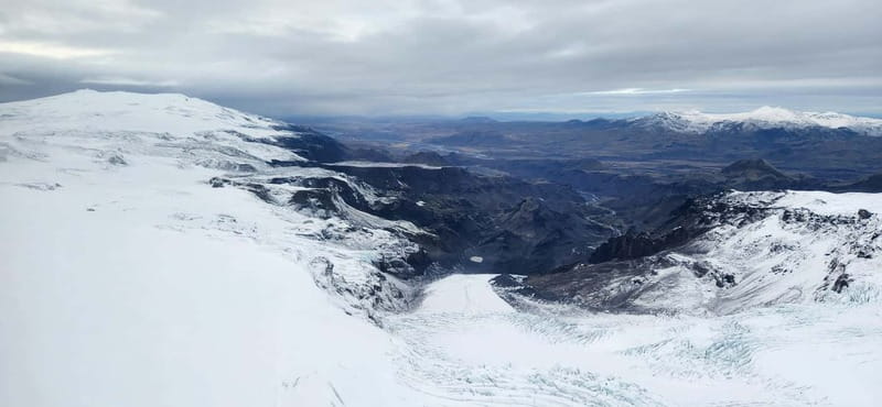 From Reykjavik: Fire And Ice Helicopter Tour with 2 Landings - Flying Over Glymur and the Icelandic Interior