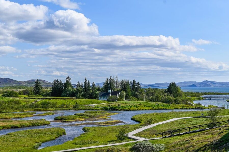 From Reykjavík: Full-day Golden Circle & Horse Riding Tour - Thingvellir National Park in 40 minutes