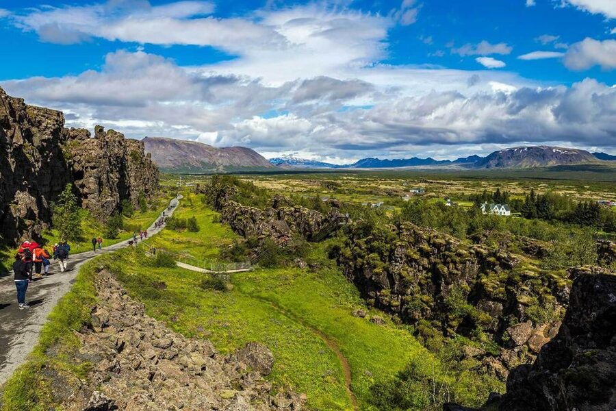 From Reykjavik: Full-Day Horse Riding & Golden Circle Tour - The return through southern Iceland