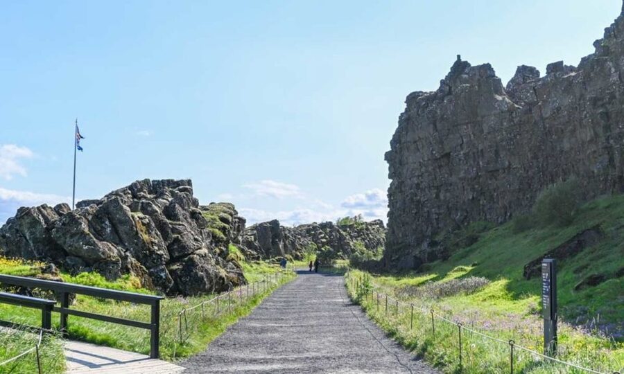 From Reykjavik: Full Day Whale Watching & Golden Circle Tour - Gullfoss and the force of glacial water