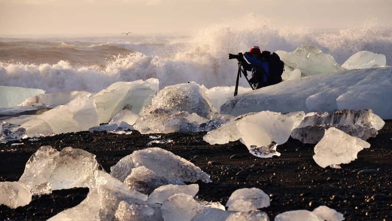 From Reykjavik: Glacier Lagoon and Fjaðrárgjúfur Canyon Tour - Key points to know before booking