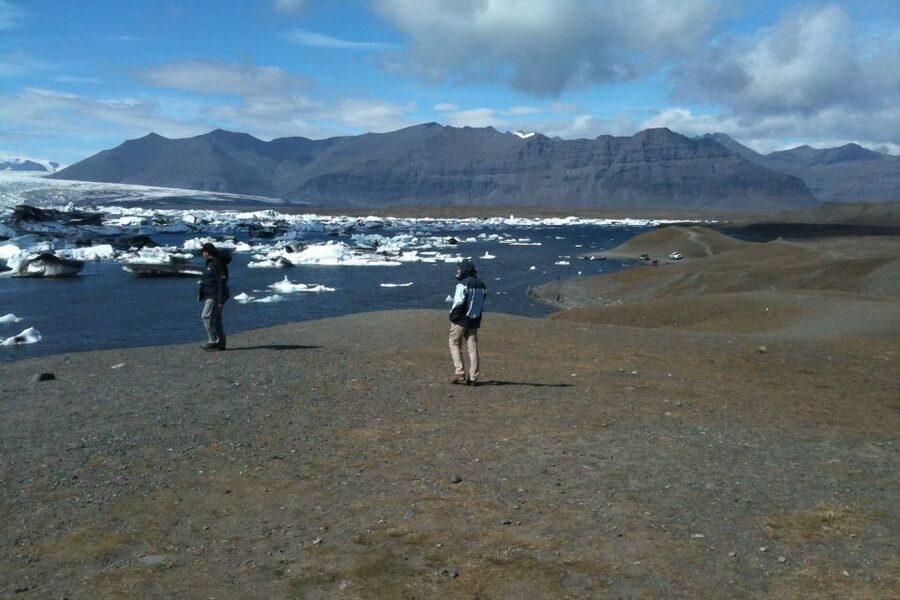 From Reykjavik: Glacier Lagoon Boat Ride, Diamond Beach Tour - Diamond Beach and the floating ice